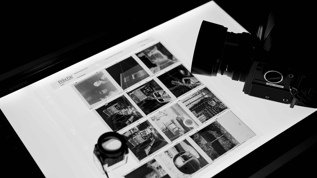 It's Hip2Bsqaure - 6x6 medium format photography