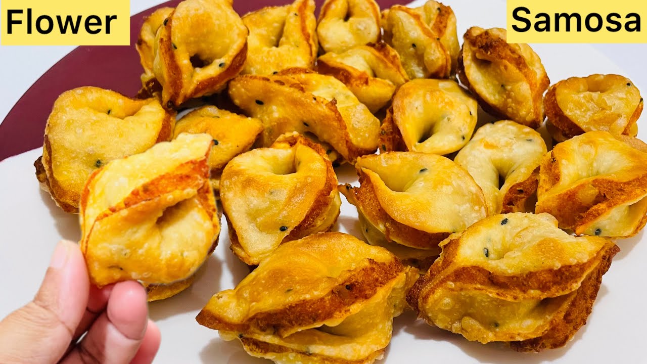 Crispy Flower Samosa Recipe | Unique & Beautiful Samosa | Easy Evening Snack | Step-by-Step Guide