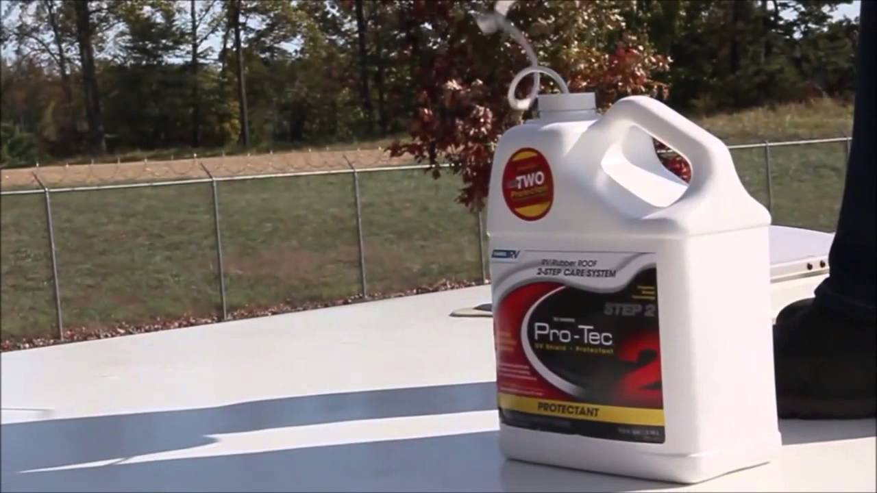 RV Rubber Roof Cleaning