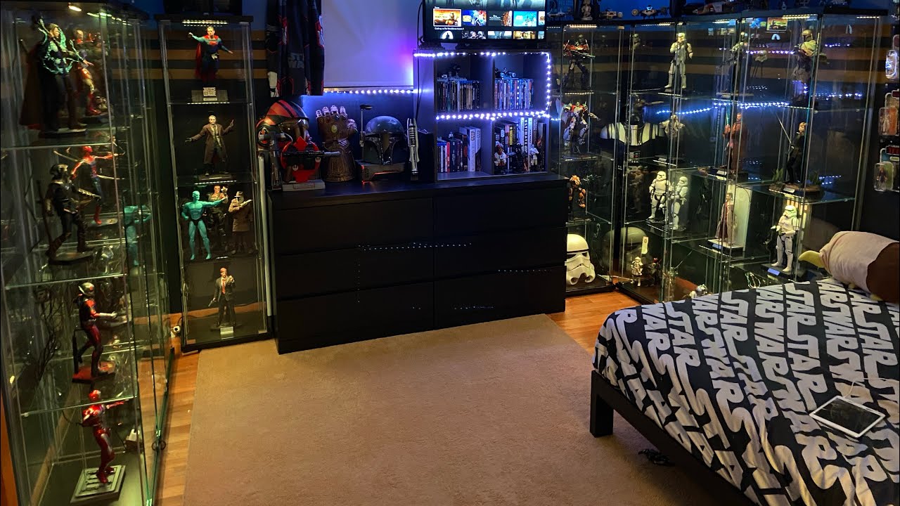 Huge hot toys display! Star Wars, marvel and more