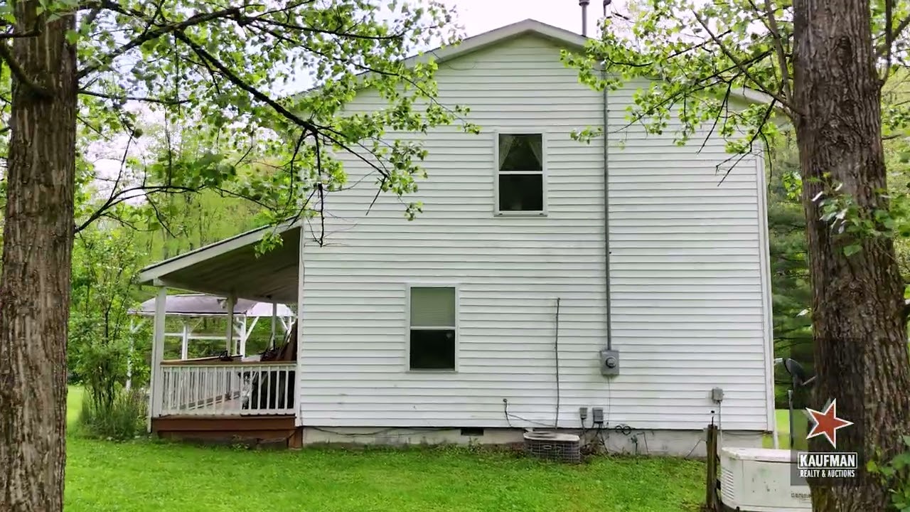 Home with Pond on 108+/- Acres Upshur County WV