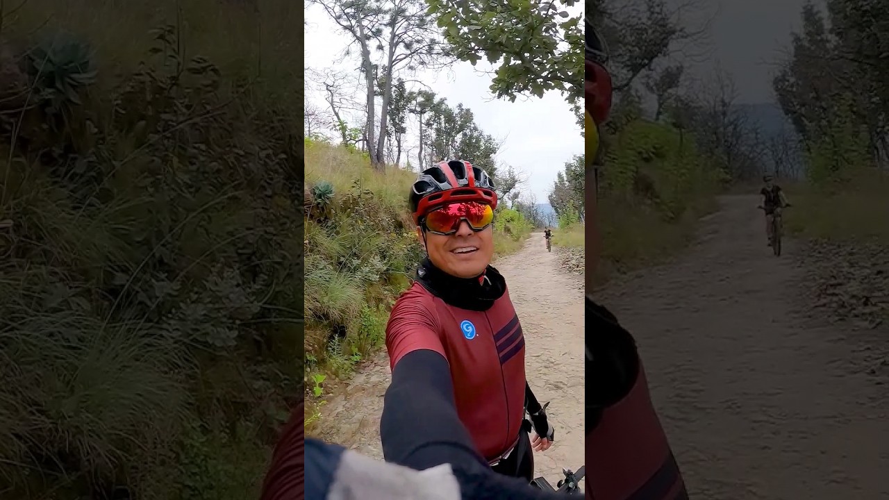 Subiendo Torre 2 y una super vista-Bosque de la Primavera #ciclismo #shorts #cycling #mtb