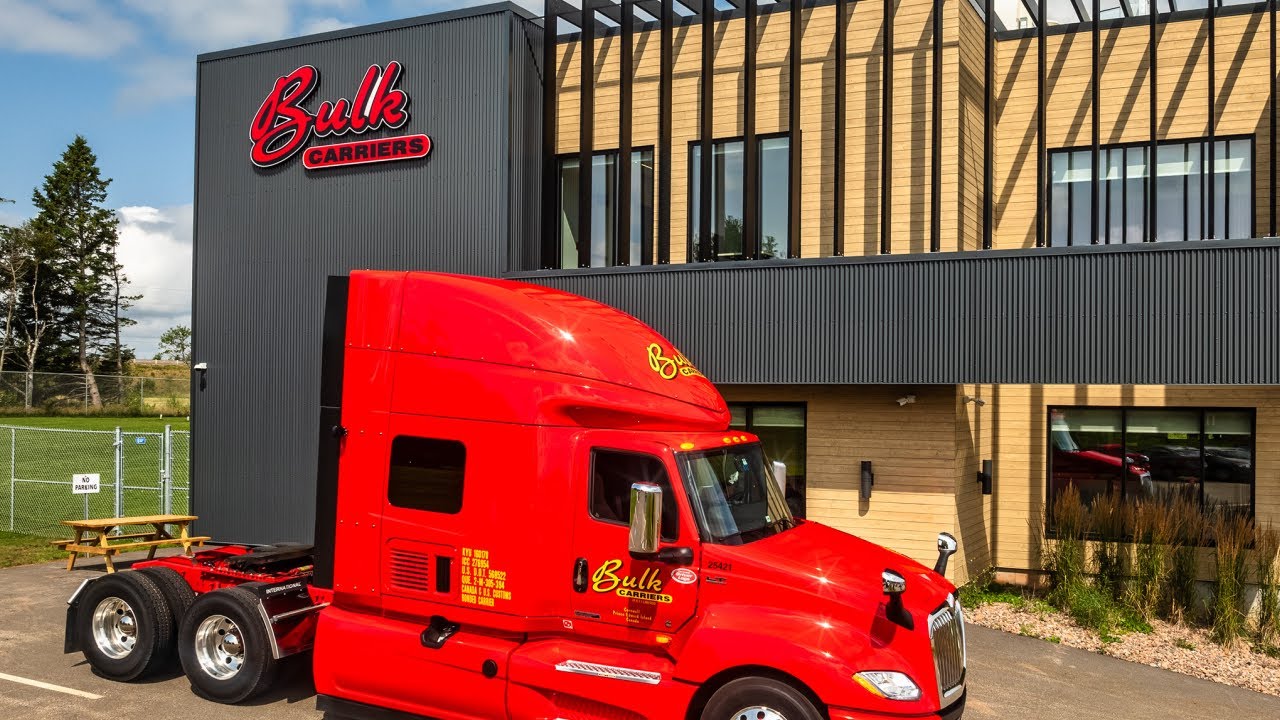 Why Choose Bulk Carriers | Driving Opportunities Across Canada