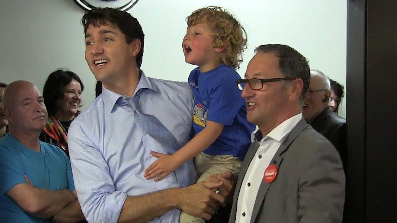 Justin Trudeau brings son Hadrien to campaign event