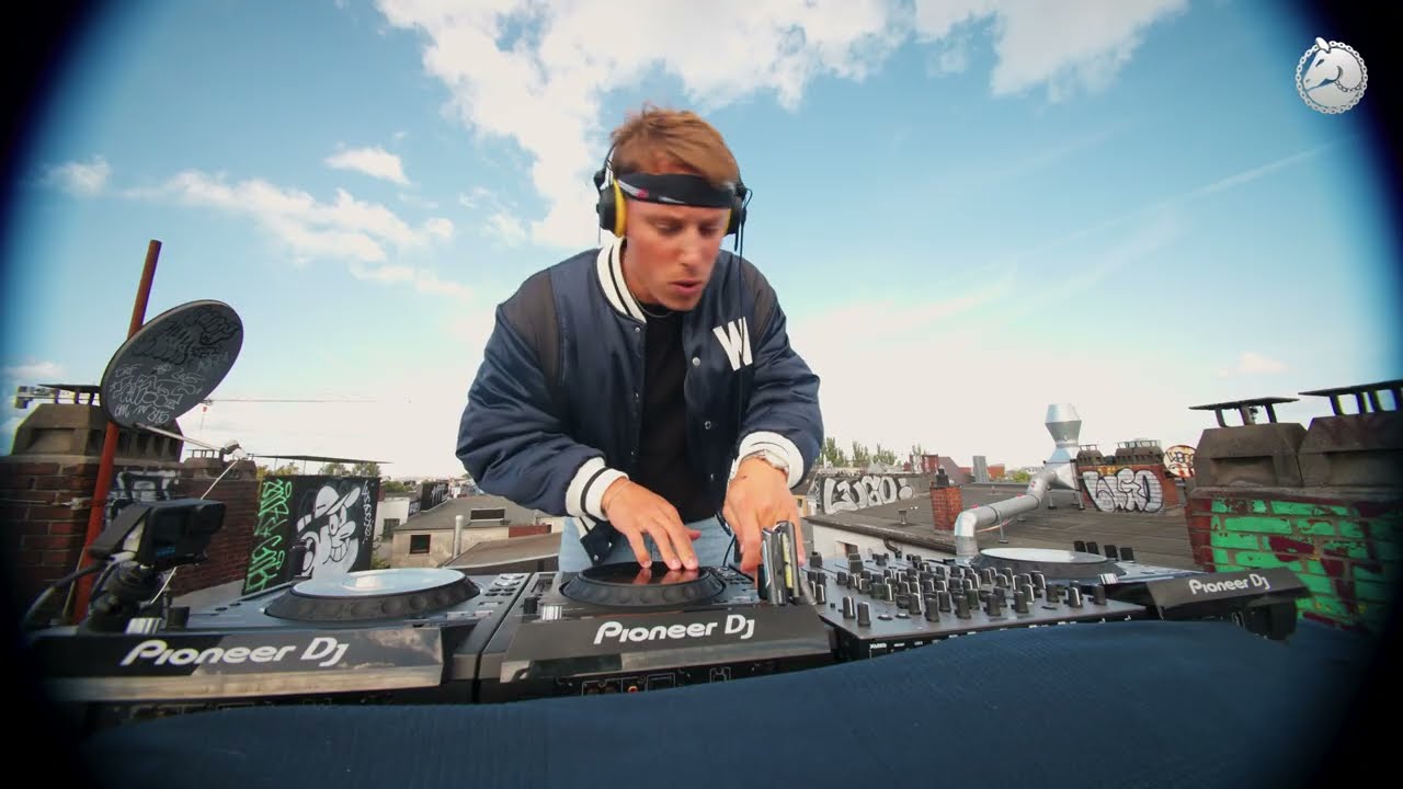 Noir Cast #38 Lion - Hard Trance  DJ set at Hamburg Rooftop