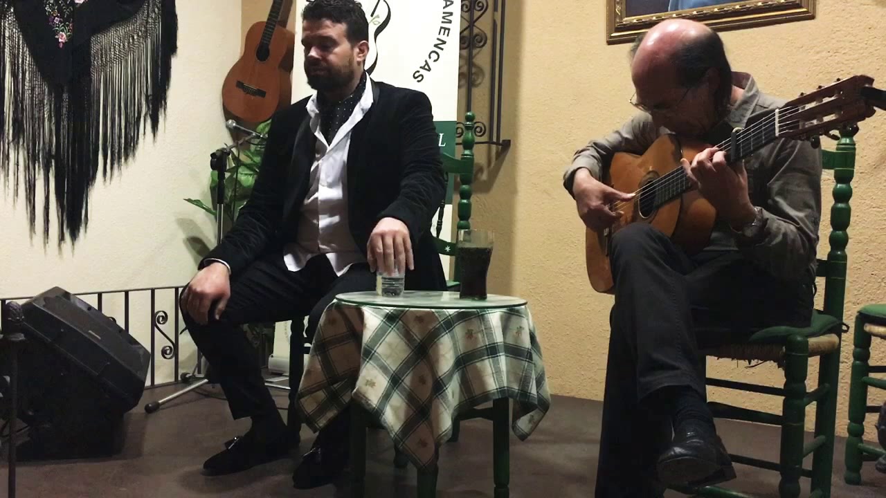 Coronel chico Malagueña del mellizo junto a Juan ballesteros en la Peña Carmen Linares 2018