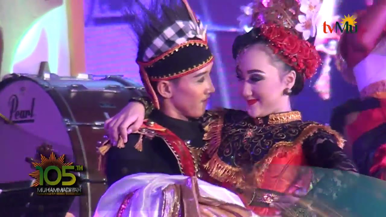 Tari Lintas Nusa Satriyo Ayodya Entertainer feat Sandrina di acara Milad Muhamadiyah 105