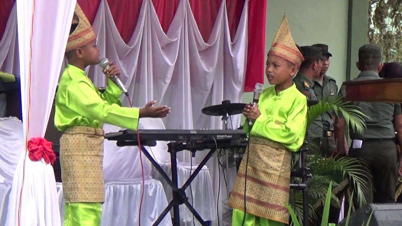 Pantun Lucu Bikin Ngakak Sampe Perut Sakit, gak Nyangka bisa kayak ini