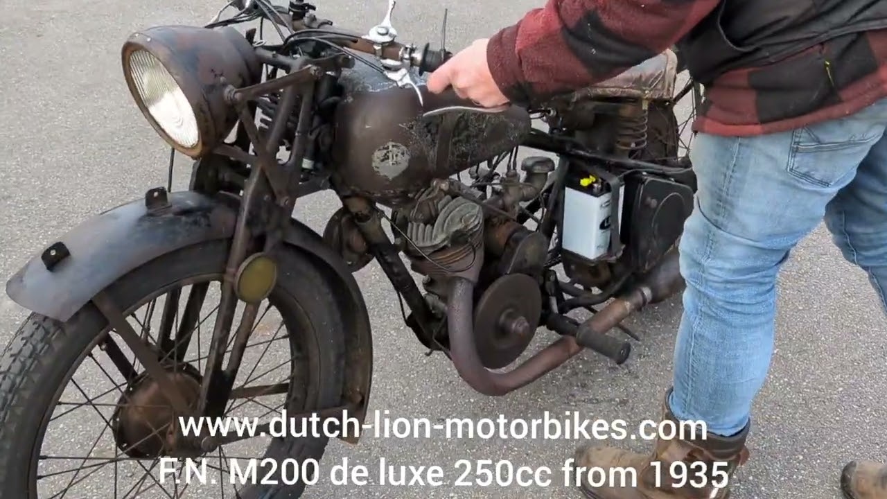 New in at www.dutch-lion-motorbikes.com this  F.N. M200 de luxe 250cc from 1935