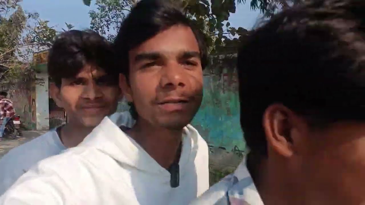 Shivratri Wale din teen bande kahan per ja rahe hain 🤔