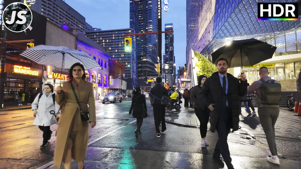 Chinatown and Dundas | Friday Night Downtown Toronto Walk (May 2024)
