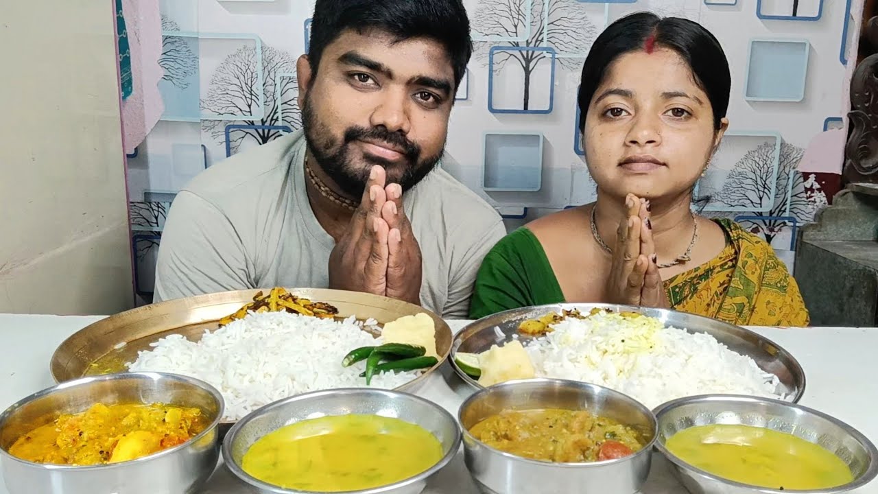 TODAY'S EATING BEGUN CURRY ALOO BOILED DAL KORELA FRY INDIAN EATING SHOW HOME MADE VEG FOOD