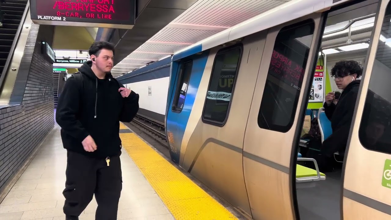 OAK Airport/Berryessa Train Arriving at 19th St/Oakland BART