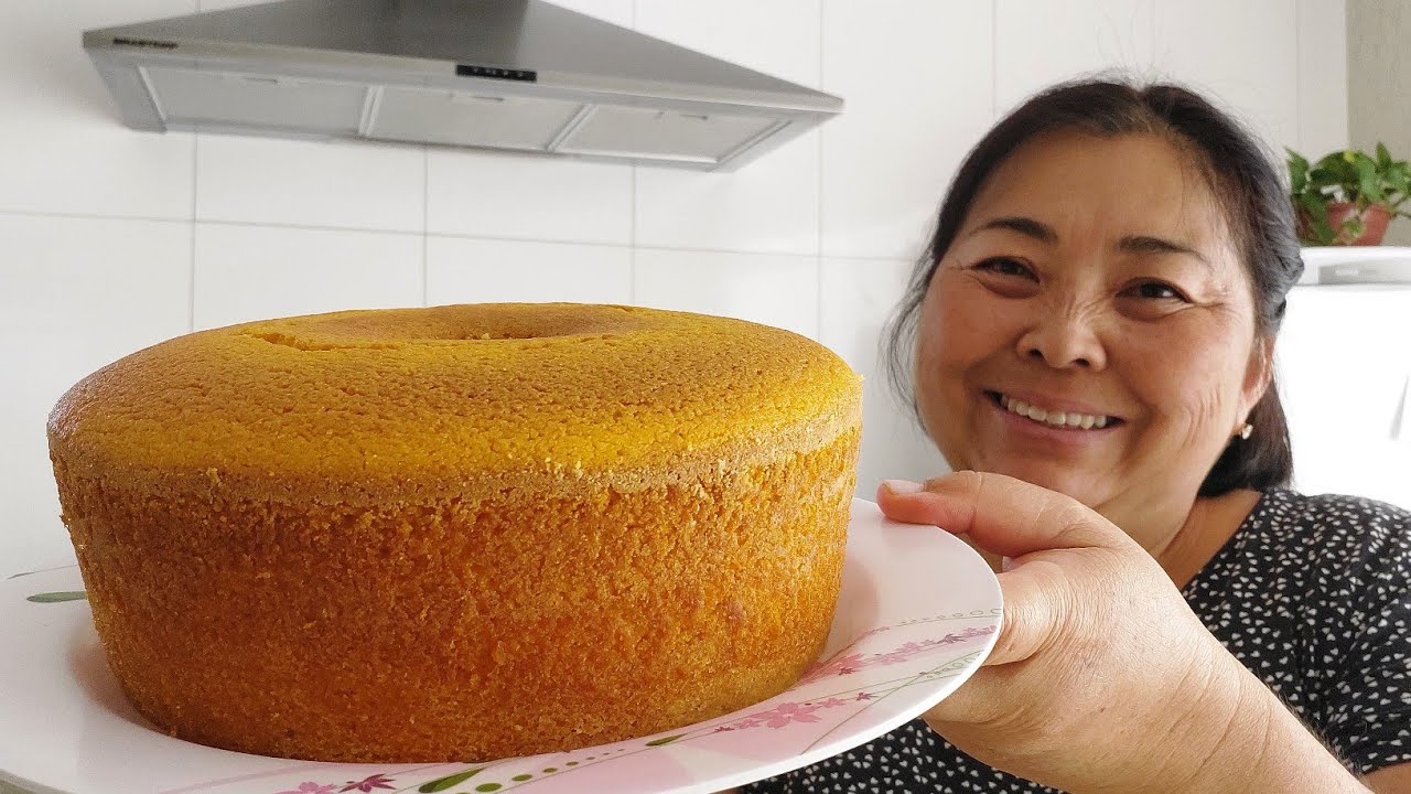BOLO DE CENOURA COM FUBÁ ÚMIDO POR DENTRO | SEM TRIGO SEM LACTOSE | RÁPIDO E FÁCIL DE PREPARAR