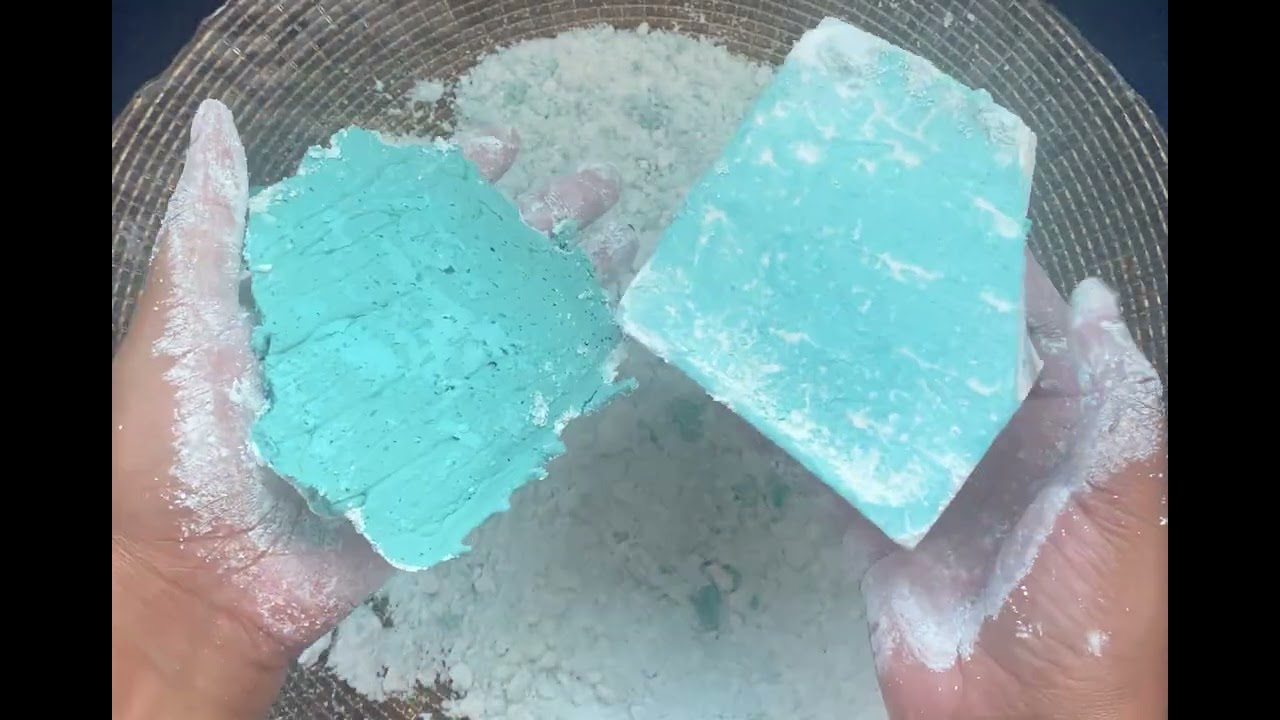 Plain Jane blocks covered in Wet Paste 🩵🤍🩵🤍