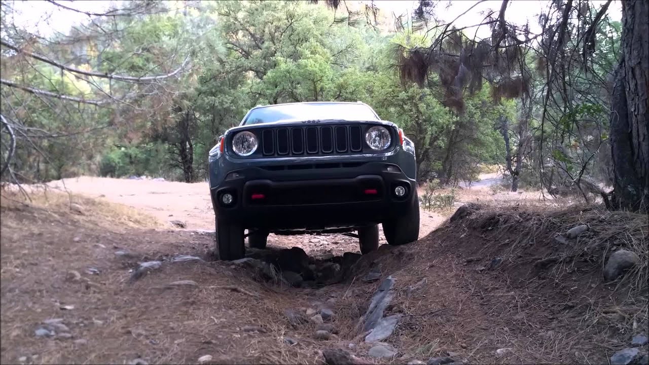 2015 Jeep Renegade Trailhawk Mild Off-Road