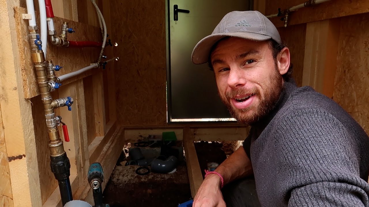 Sanitary Building part 7: Getting connected