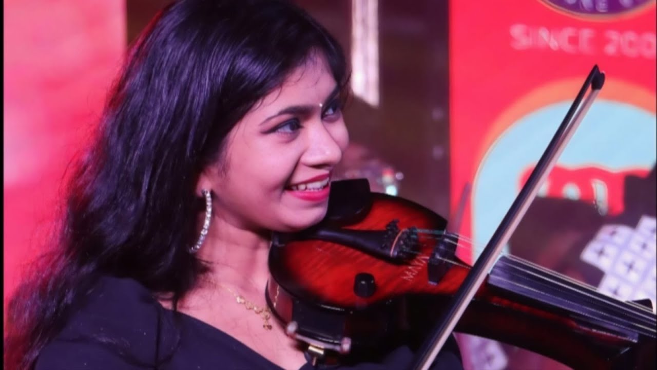 violin stage performance from Aparna pradeep 🎻♥️