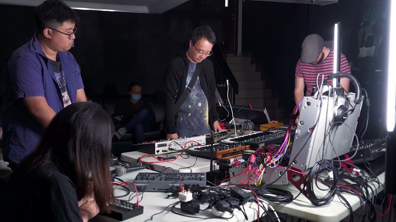 Synth Commune Social April Jam 2023
