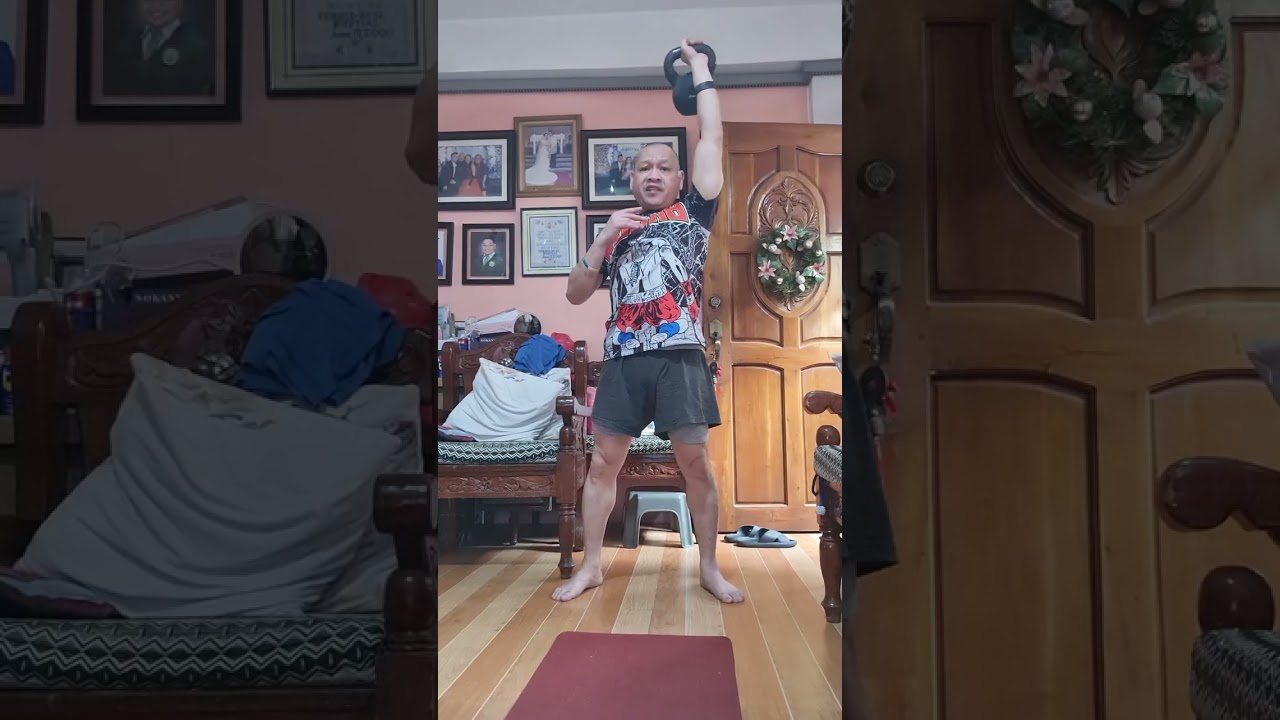 10 minutes of Kettlebell Complex 30/30 EMOM Workout 3 (12 kg. Kettlebell)