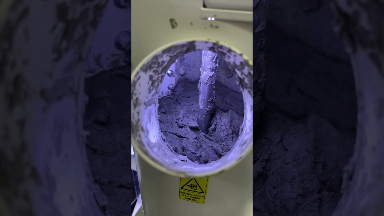 Clay 3D printing with unlimited feeding