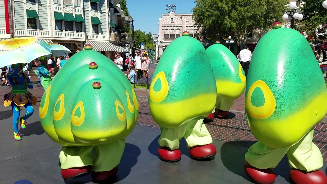 Pixar Play Parade at Disneyland 6-27-18