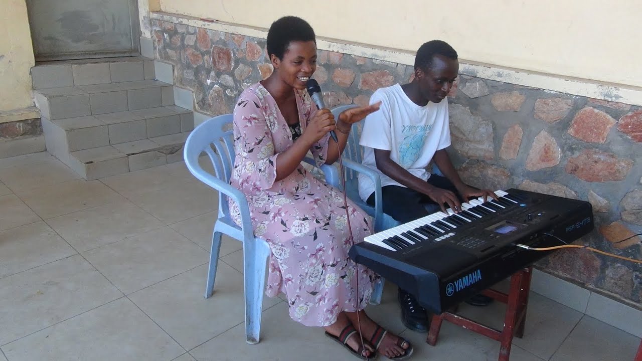 Imisi yo kubaho kwawe @evodearatwigisha2474 #piano #burundi #jesus