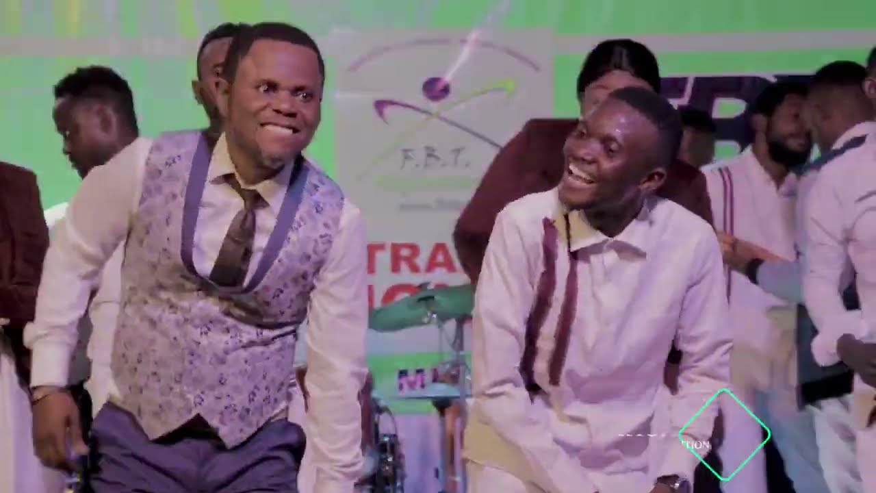 PITSHOU MWANZA_CONCERT LIVE_UN PEU DE DISTANCE