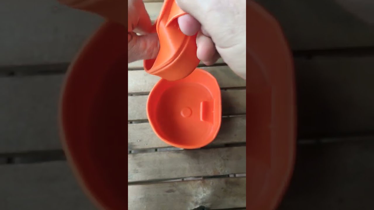 Swedish folding cup WILDO 'Fold-a-cup' 200 & 600ml Orange | #shorts