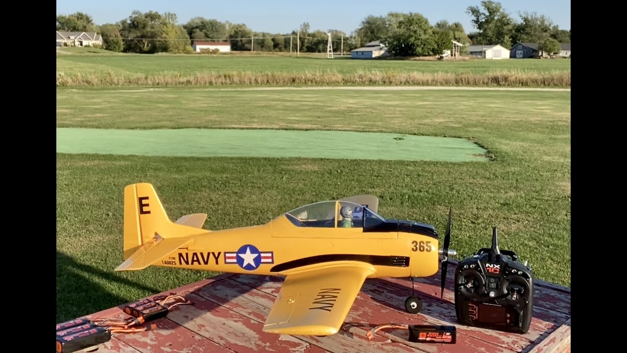 E-flite T-28 Trojan 1.1m BNF Basic - Everyone should have one!!!