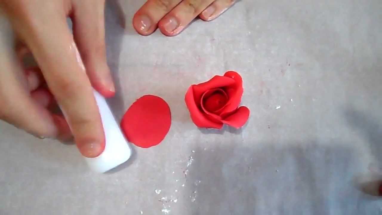 Tutorial rose in pasta di zucchero