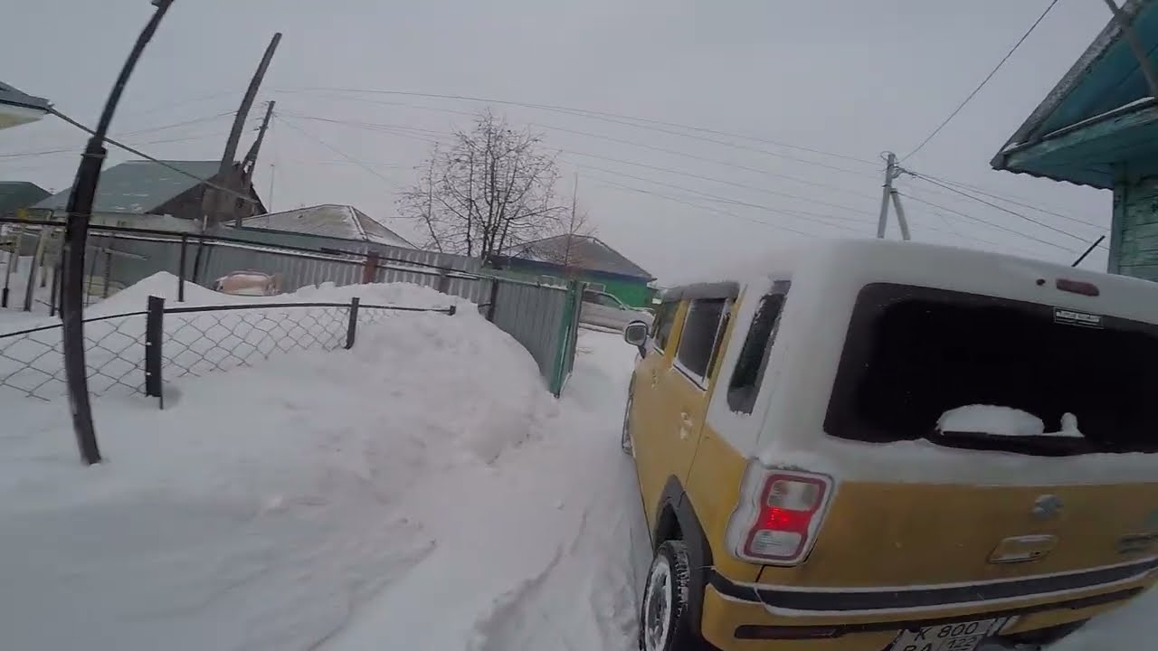Suzuki Hustler  передний  привод  не турбо, и снег.Что  могёт?