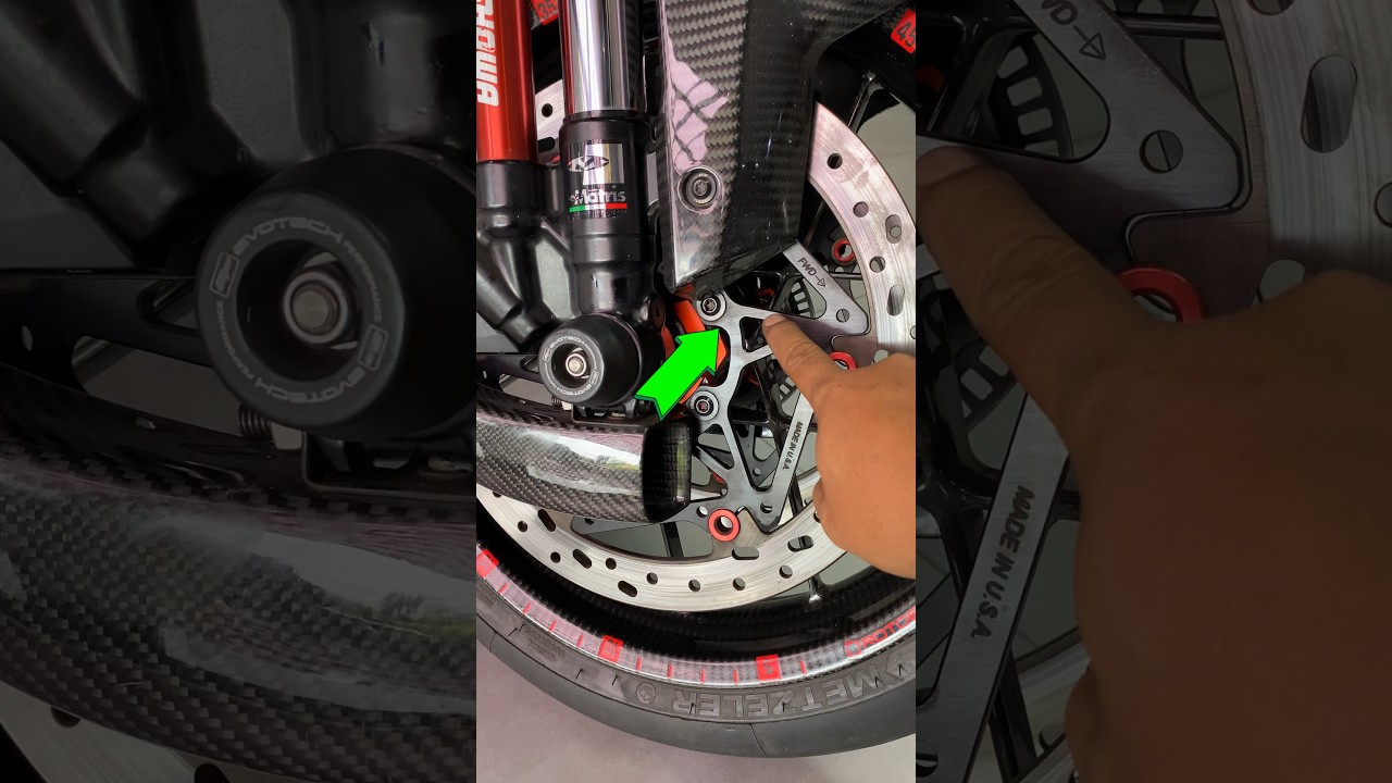 Bukan Rusak. Tapi memang dibikin kocak. Cakram floating#moge1000cc#kawasakimotorindonesia#motogp#