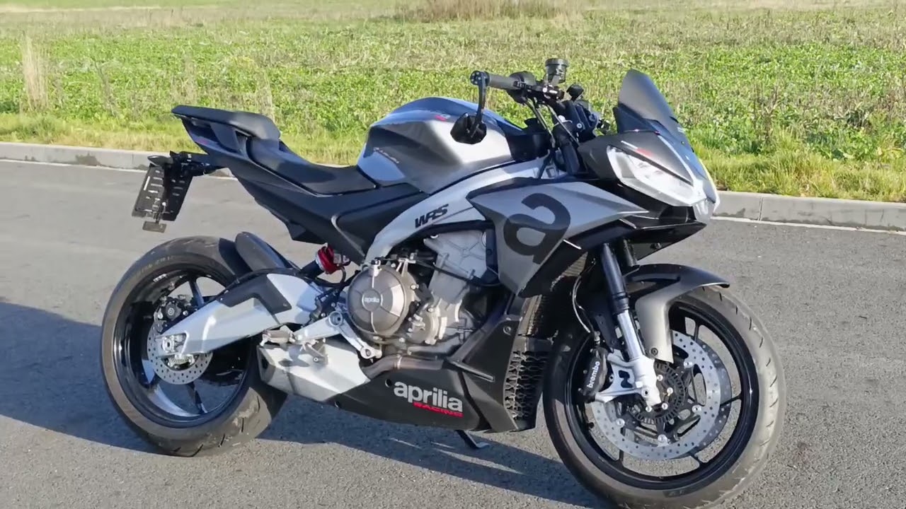 Tuono 660 | WRS matt black windscreen | Zieger Pro plate holder | Highsider Victory Evo mirrors