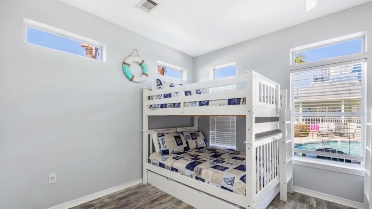 ThreeStory Gulf View Retreat
