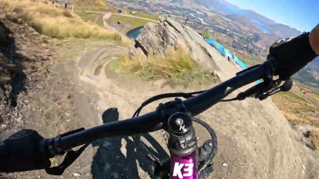Coronet Peak downhill line. Running commentary from Koop. 