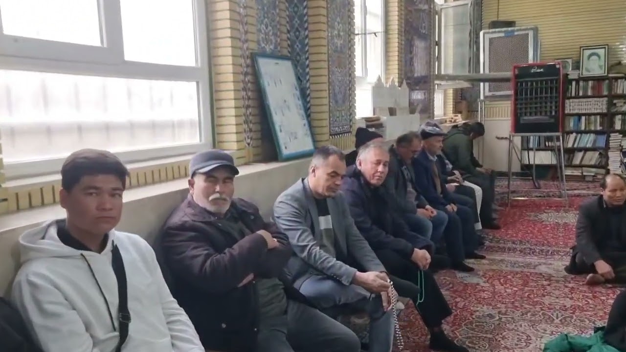 سخنرانی آیت الله دکترمحمدعلی مبلغ  دایکندی درجمعی ازمهاجرین درتهران  ۱۴۰۴/۱۹/۱۹