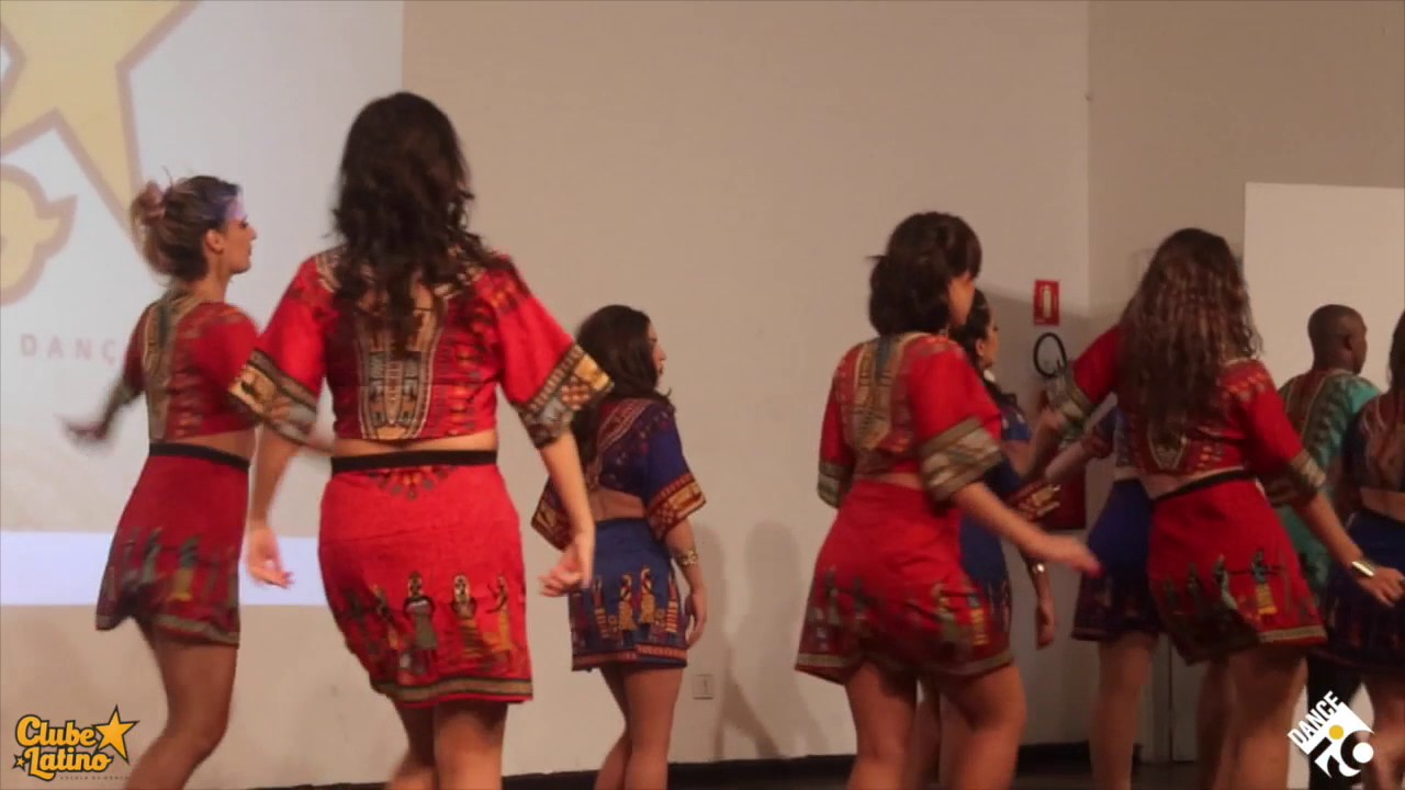 Coreografia de Samba no Pé (Clube Latino: África - Ritmo e Movimento)