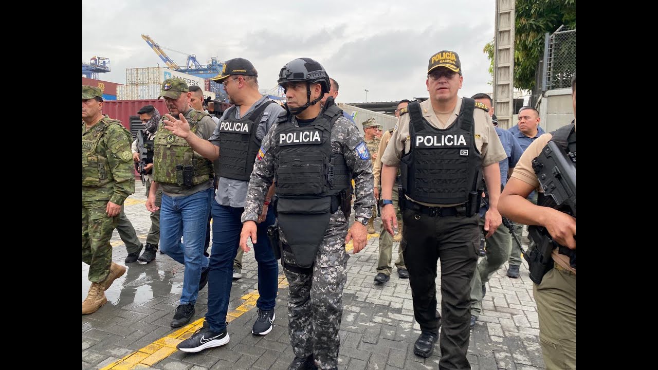 BLOQUE DE SEGURIDAD SE  TOMA LOS PUERTOS DE GUAYAQUIL PARA FRENAR EL NARCOTRÁFICO