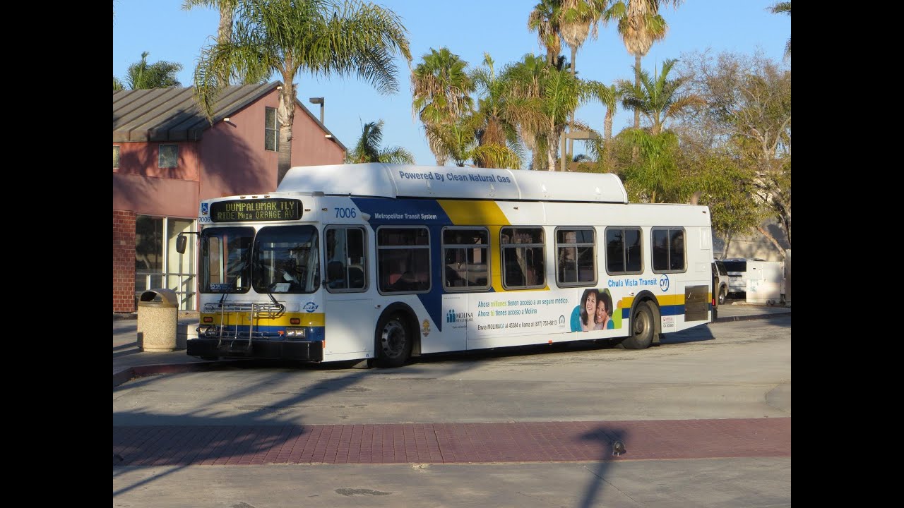 MTS (Chula Vista Transit)_2000 New Flyer C40LF #7006 - Route 704