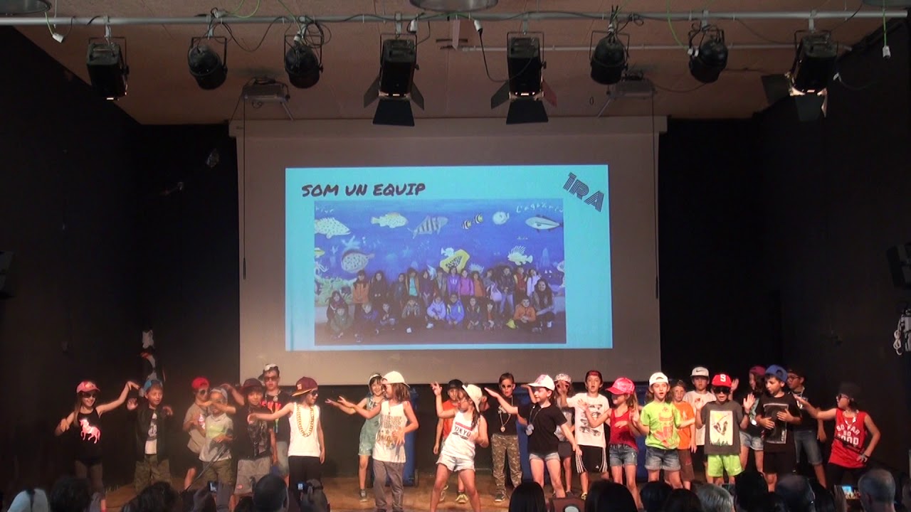 Festival Final de Curs 2017-18 1r A Som un Equip