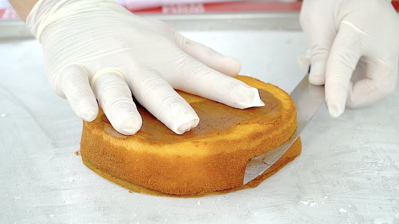 World's First!! Cheesecake Ice Cream Rolls Sandwiches