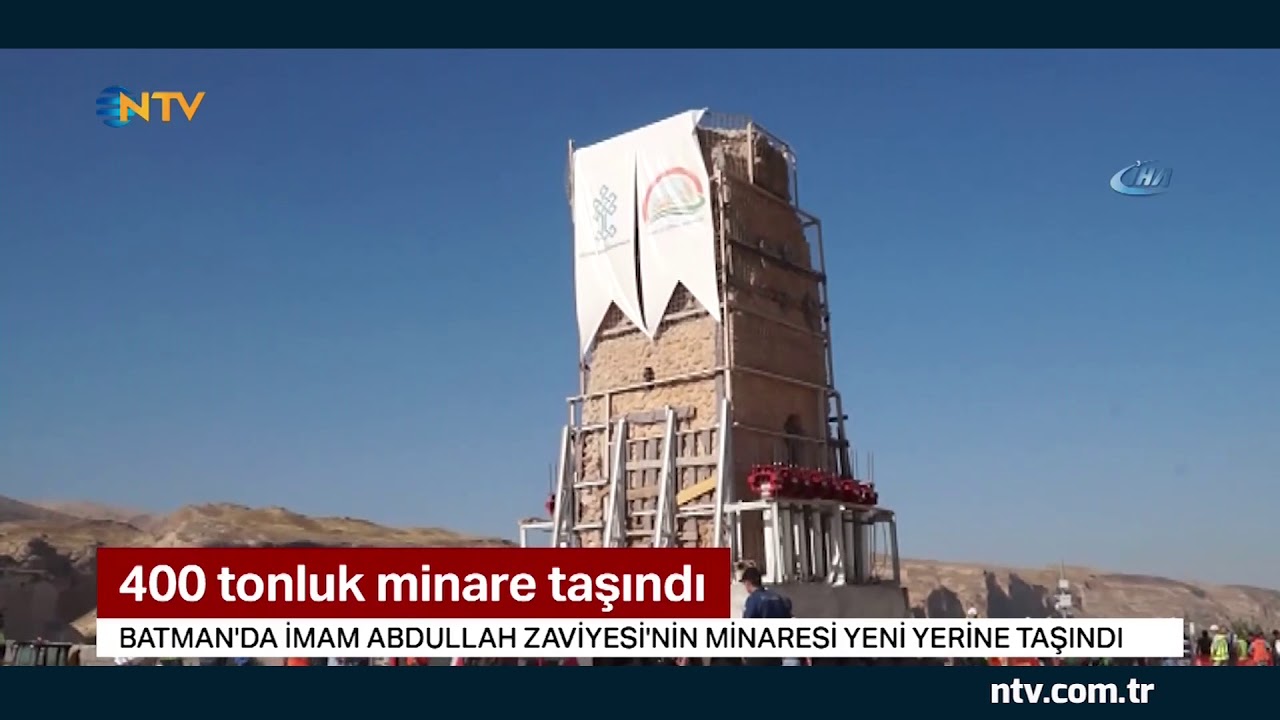 400 tonluk minare taşındı