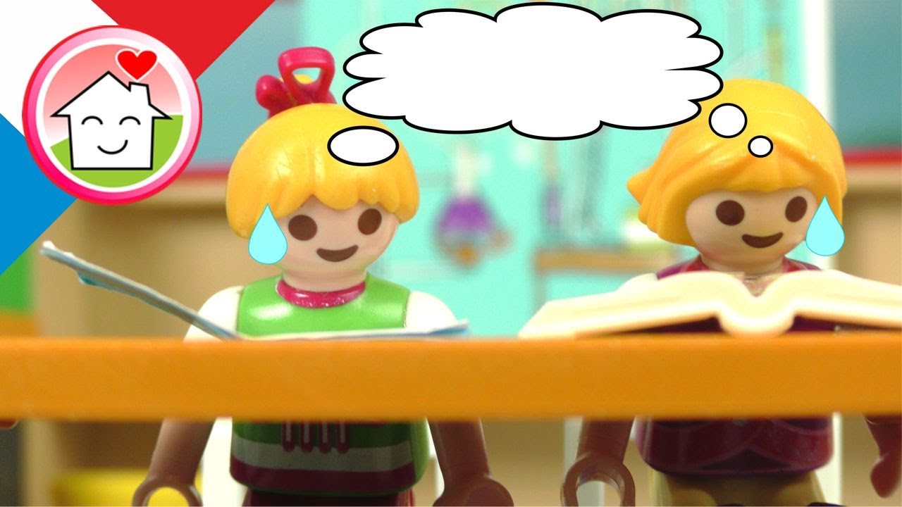 Playmobil en francais Libre à cause de la chaleur - La famille Hauser