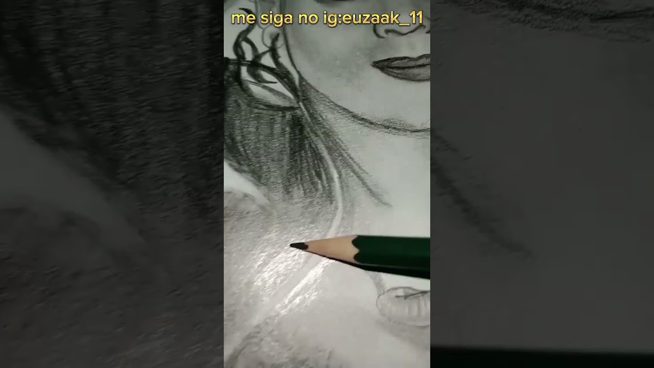 desenhando a &Uacute;rsula do novo live action da Disney!! #art #drawing #disney #ariel #apequenasereia
