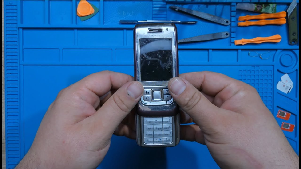 Nokia E65  inside clean