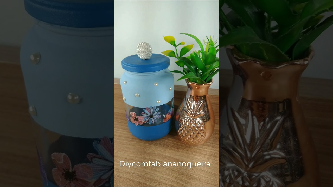 Pote de vidro decorado com tinta chalk e Decoupage 💙✨ #artesanato #reciclagem #diy