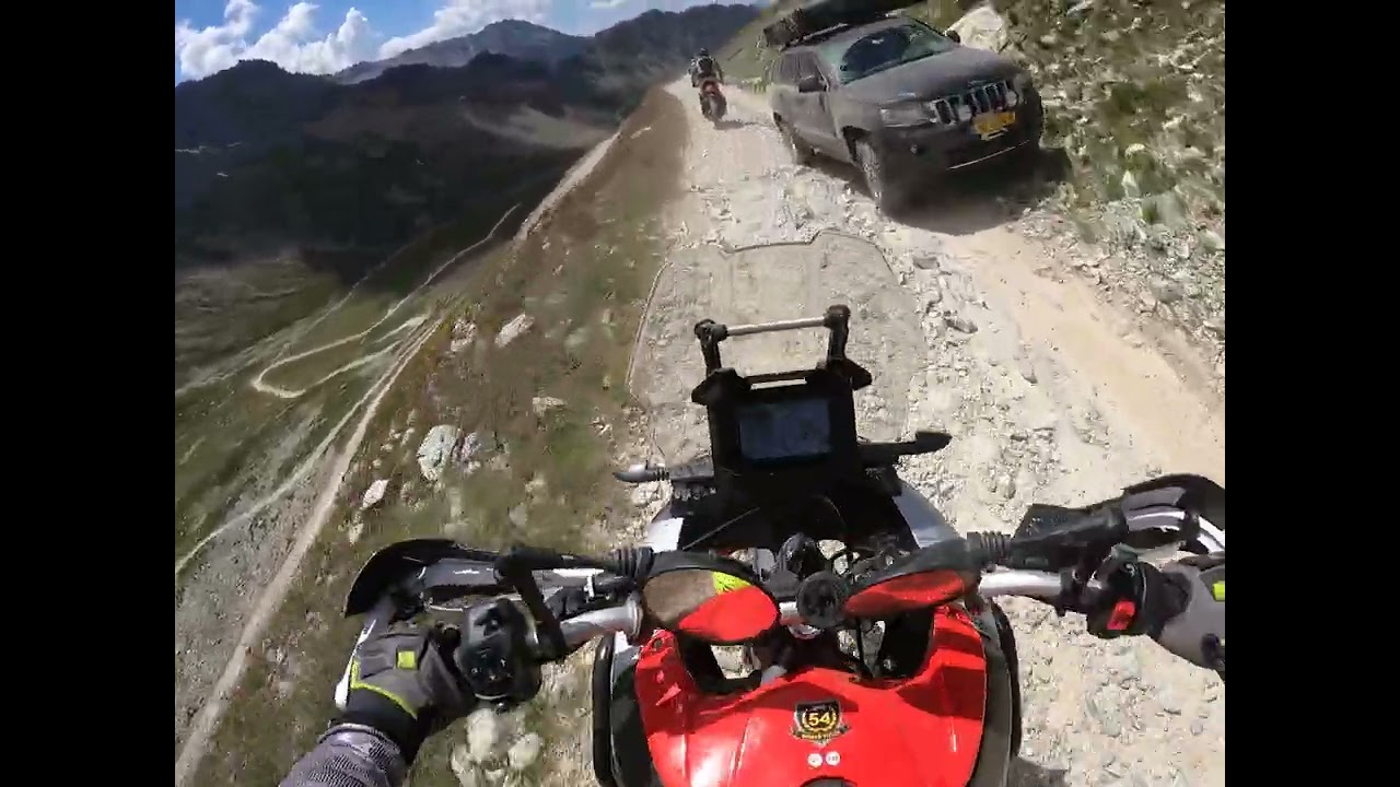 DISCESA SOMMEILLER - RIFUGIO SCARFIOTTI APRILIA TUAREG 660