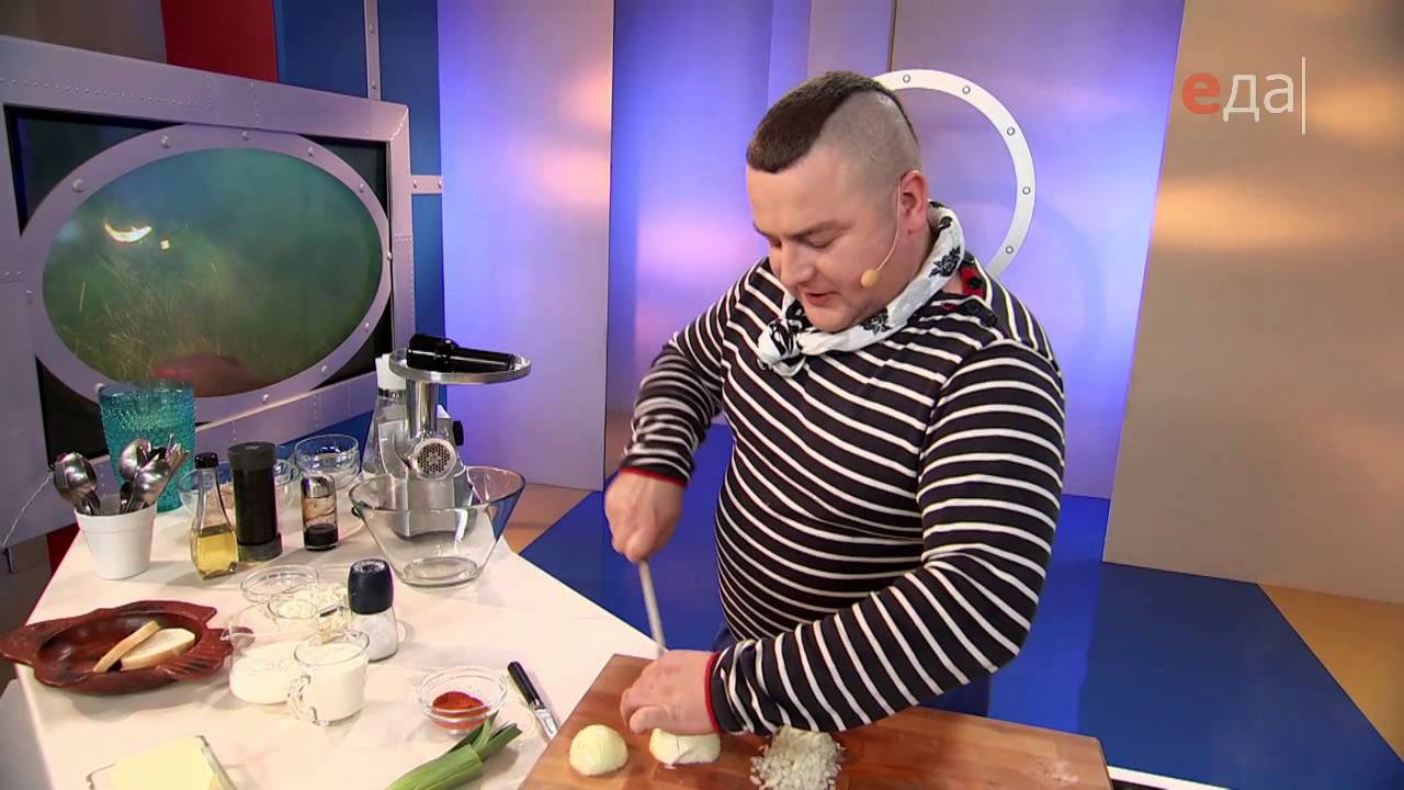 Кнели из трески с томатным пюре