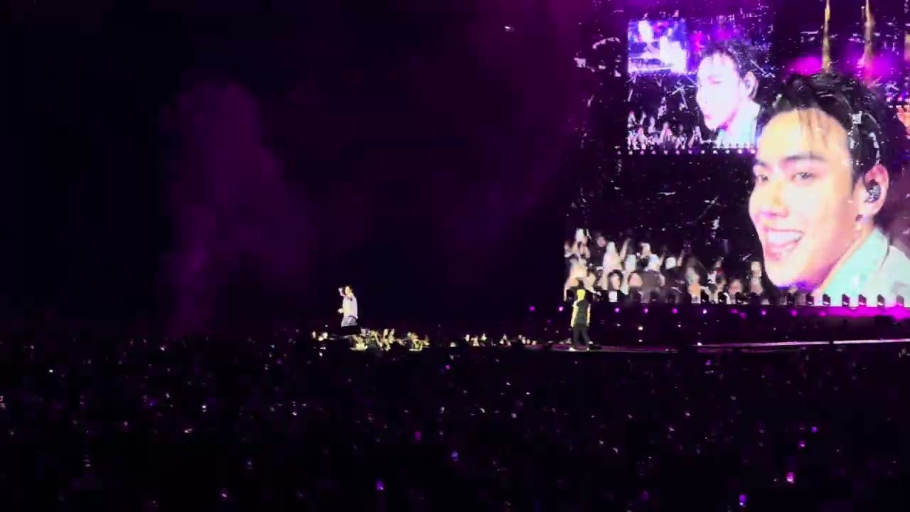 เพื่อนสนิท feat. ภีม วสุ - Three Man Down Live at สนามศุภชลาศัย